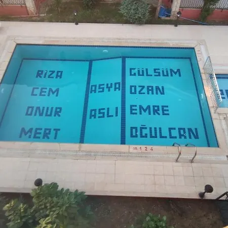 아파트 Calis Plajina Yakin 2+1 Esyali