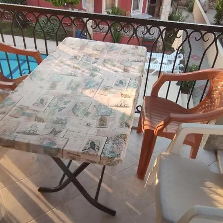 Calis Plajina Yakin 2+1 Esyali Apartment