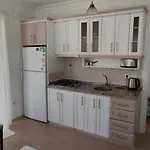 Calis Plajina Yakin 2+1 Esyali Фетхие