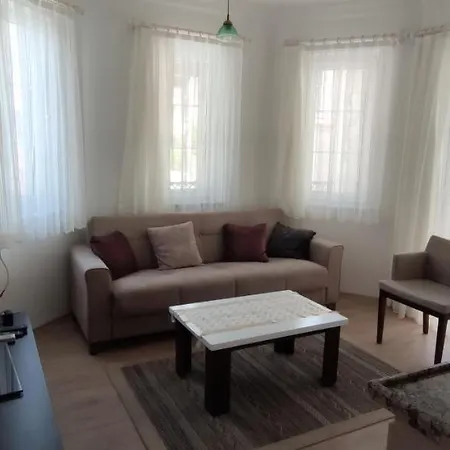 Calis Plajina Yakin 2+1 Esyali Διαμέρισμα Φετιγιέ