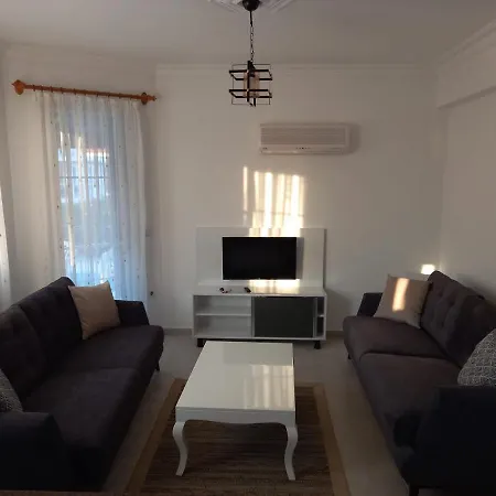 Calis Plajina Yakin 2+1 Esyali *