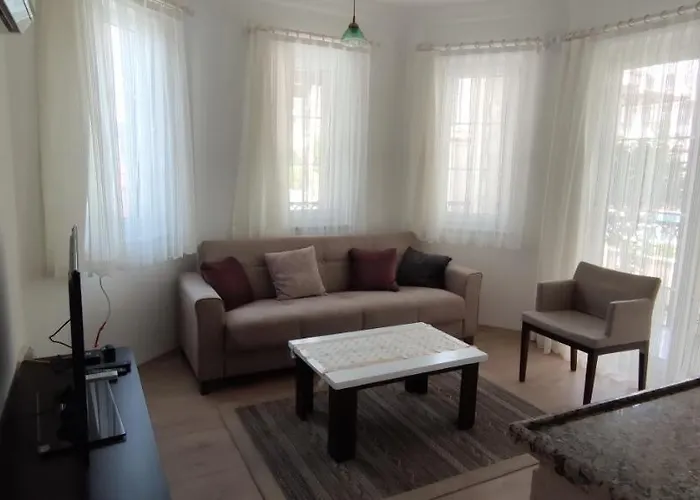 Calis Plajina Yakin 2+1 Esyali Apartament Fethiye