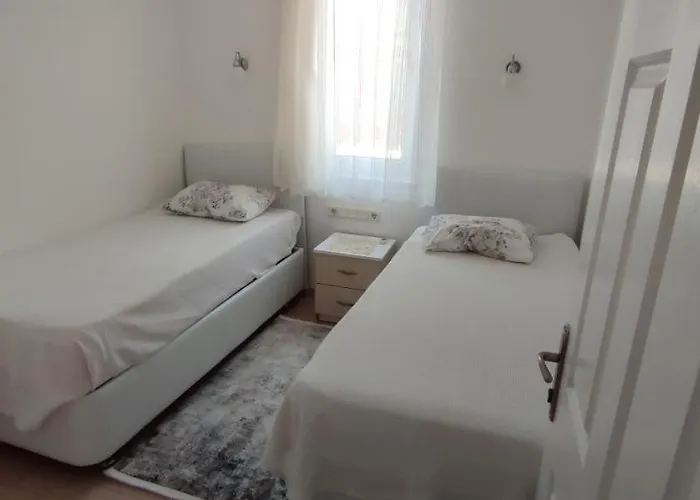 Apartament Calis Plajina Yakin 2+1 Esyali Fethiye