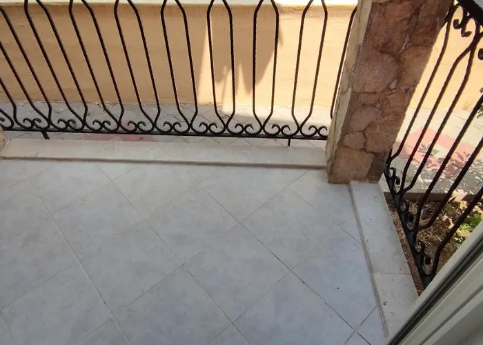 Apartament Calis Plajina Yakin 2+1 Esyali Fethiye