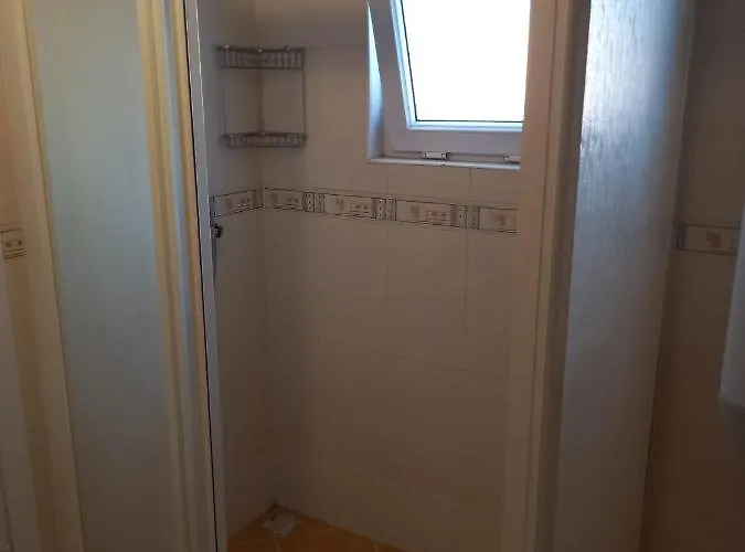 Calis Plajina Yakin 2+1 Esyali Фетхие