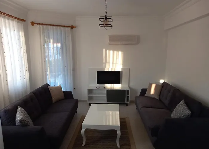 Calis Plajina Yakin 2+1 Esyali *