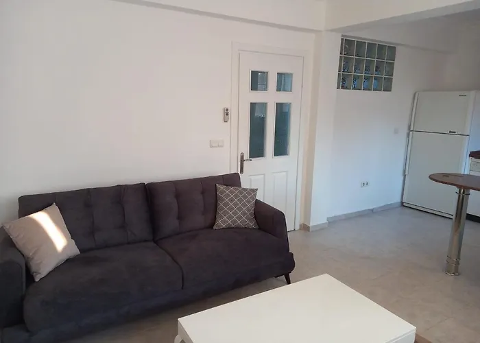 Calis Plajina Yakin 2+1 Esyali * Фетхие